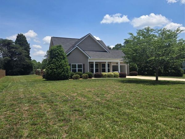 990 Russell Ridge Drive, Catawba, NC 28609