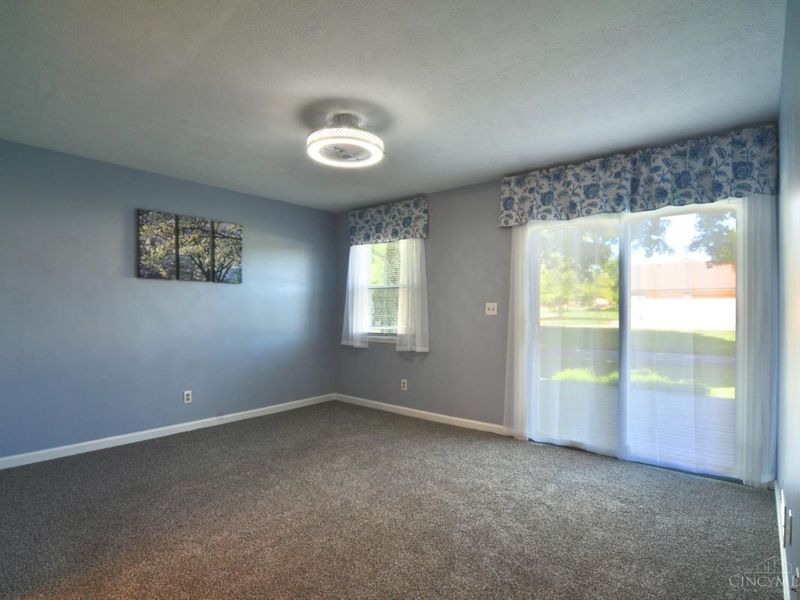 8560 Bunnell Hill Road, Clearcreek Twp., OH 45066 Photo 16
