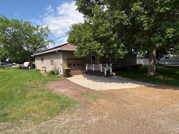 350 Thurman Street, Wells, MN 56097