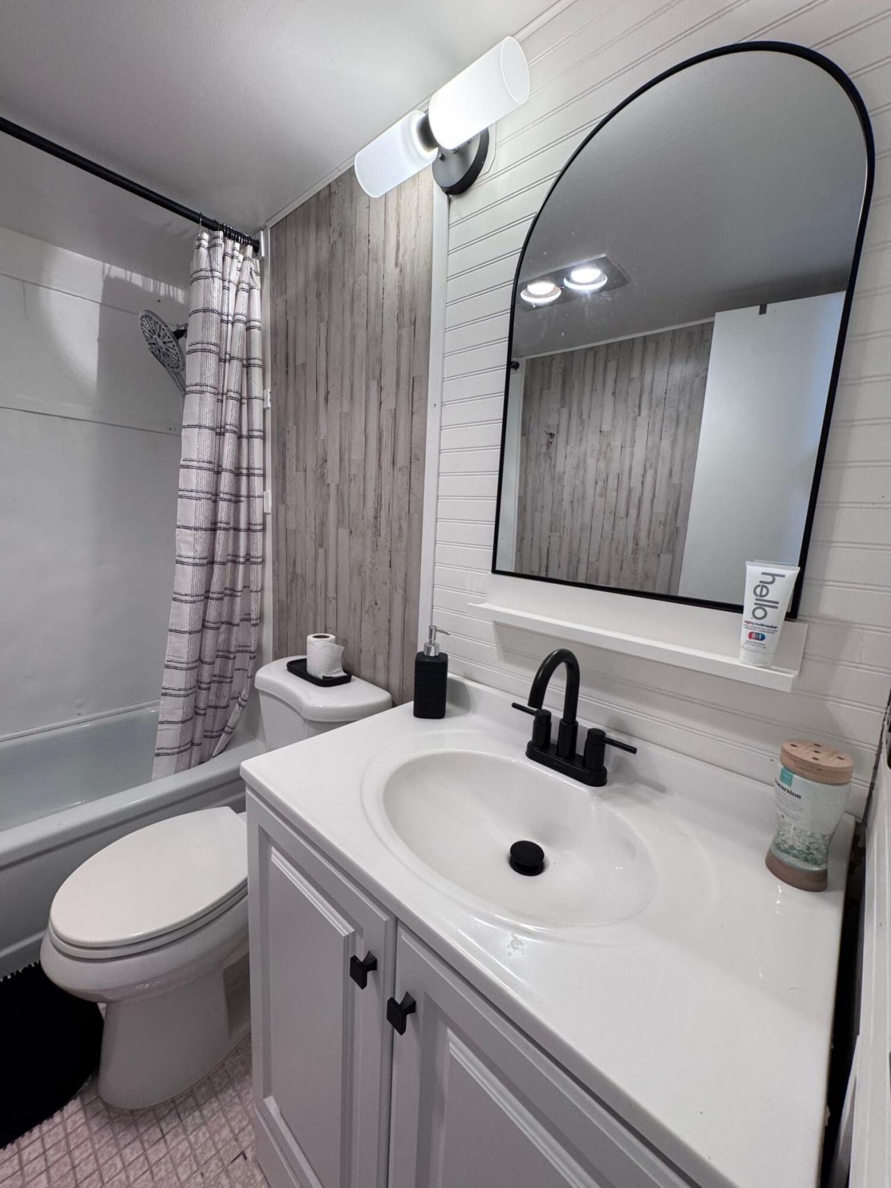 16 Sussex A, Unit 16, West Palm Beach, FL 33417 Photo