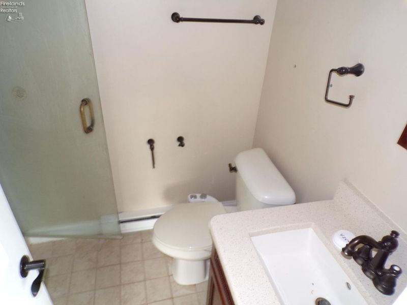87 Bethany Drive, Fremont, OH 43420 Photo 14
