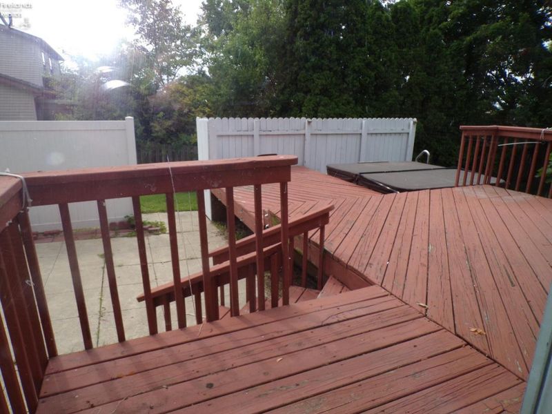 87 Bethany Drive, Fremont, OH 43420 Photo 7