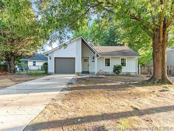 4305 Falls Drive, Hope Mills, NC 28348