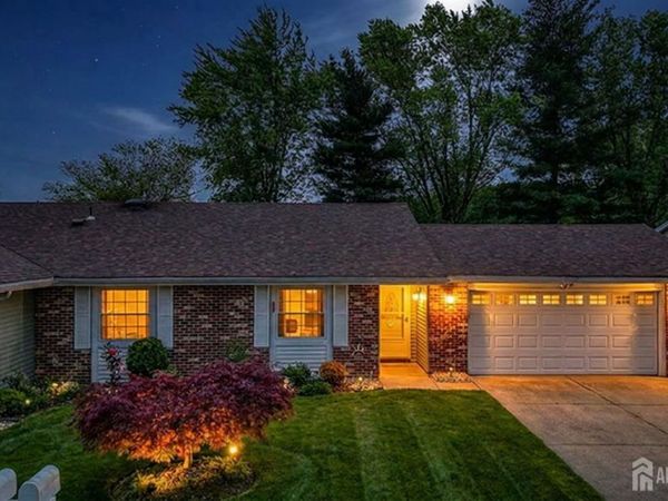 484 Fairton Drive , Monroe Township, NJ 08831
