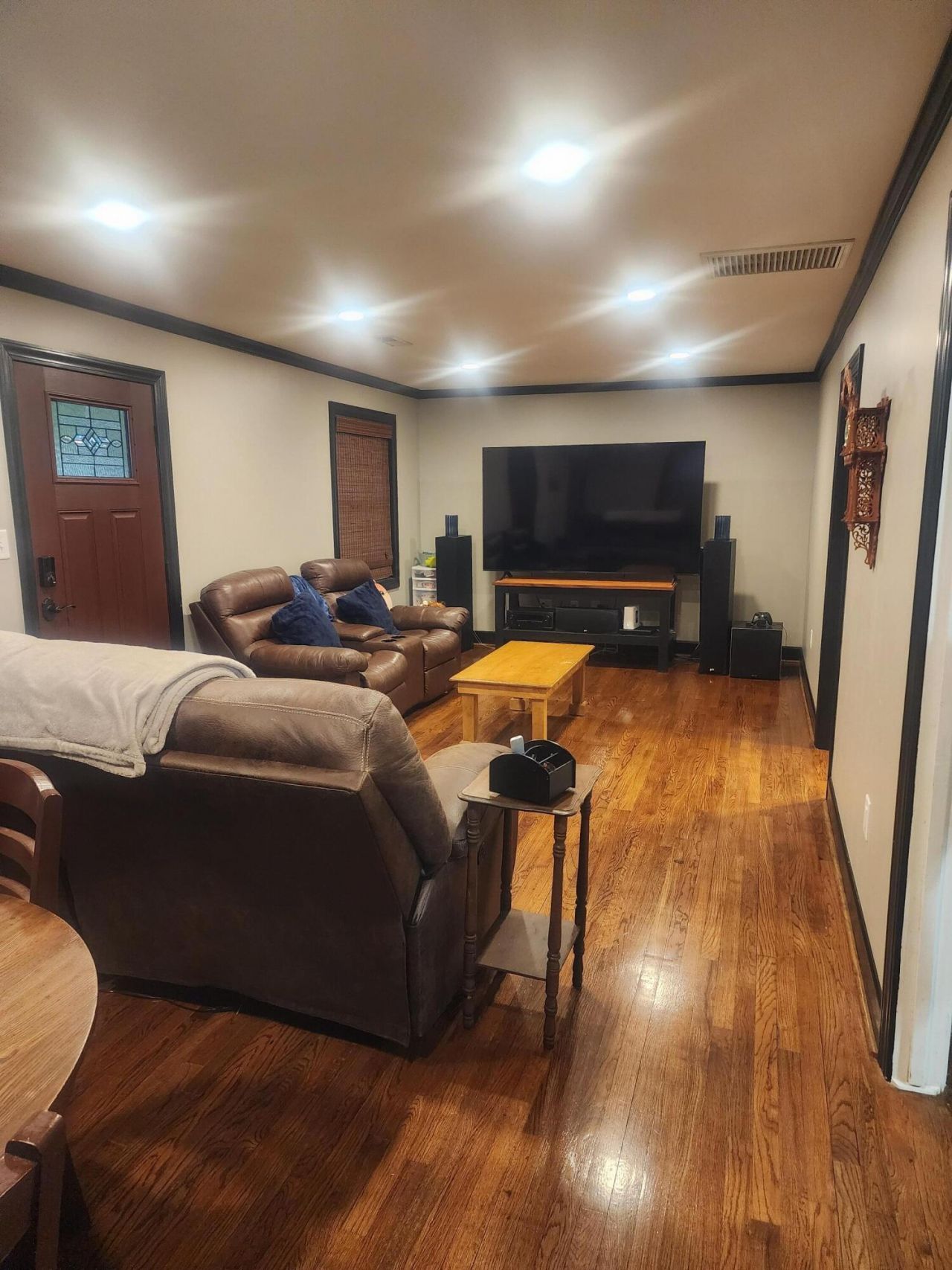 5825 Moore Street Photo 6