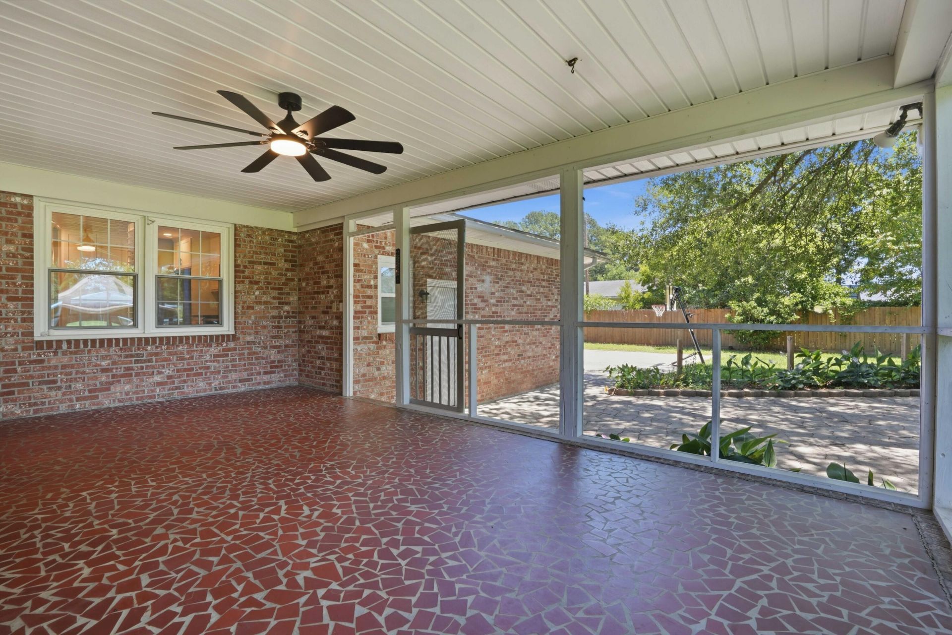 1941 Varner Street Photo 46