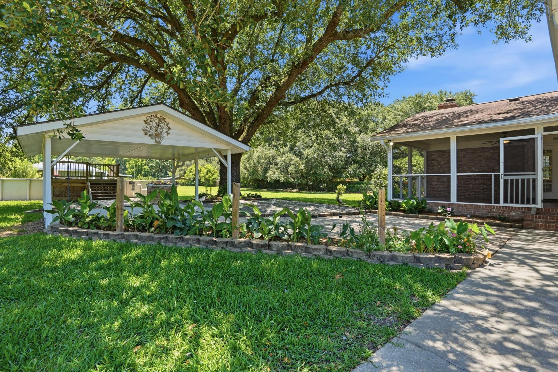 1941 Varner Street Photo 50