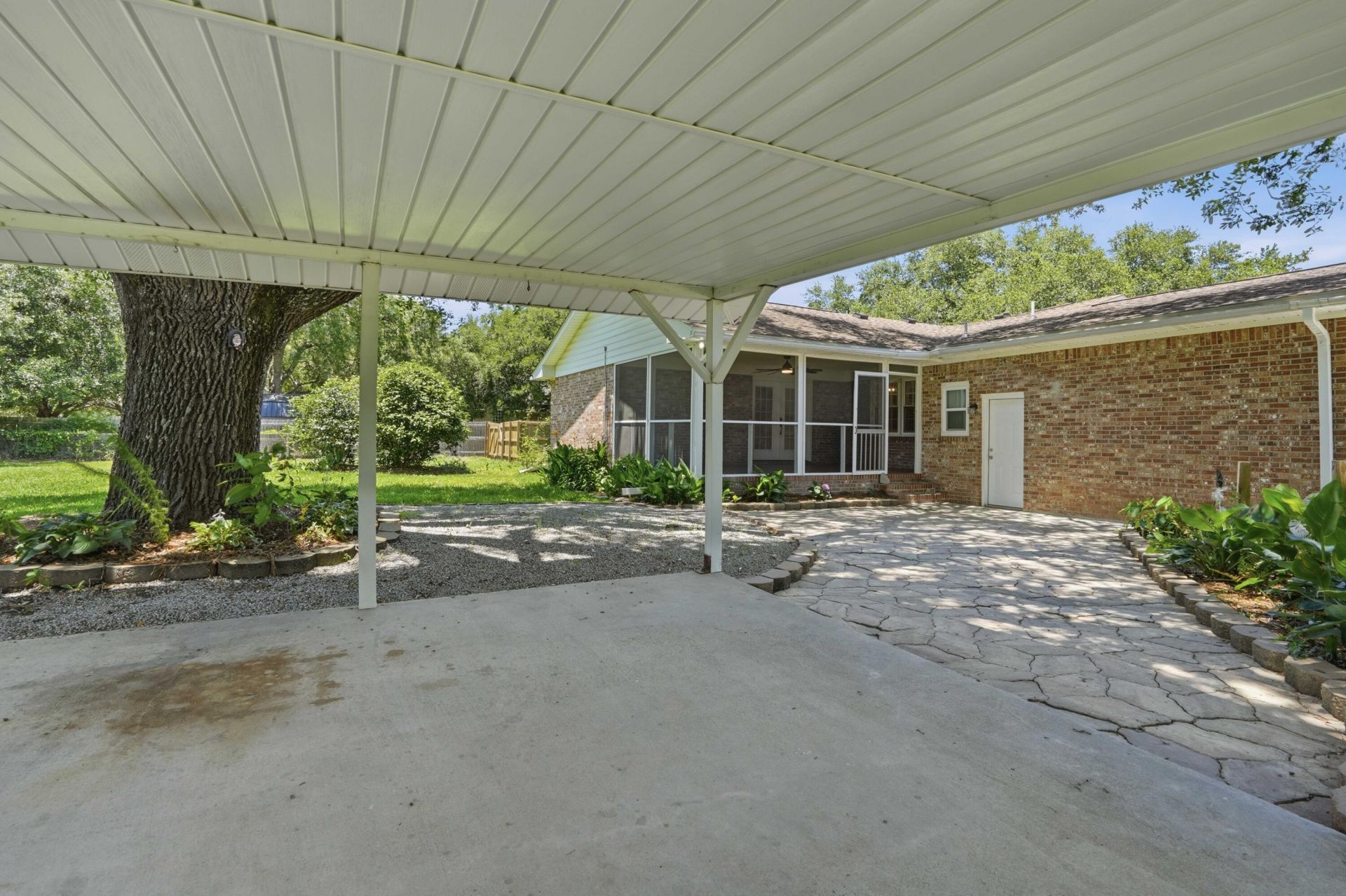 1941 Varner Street Photo 51