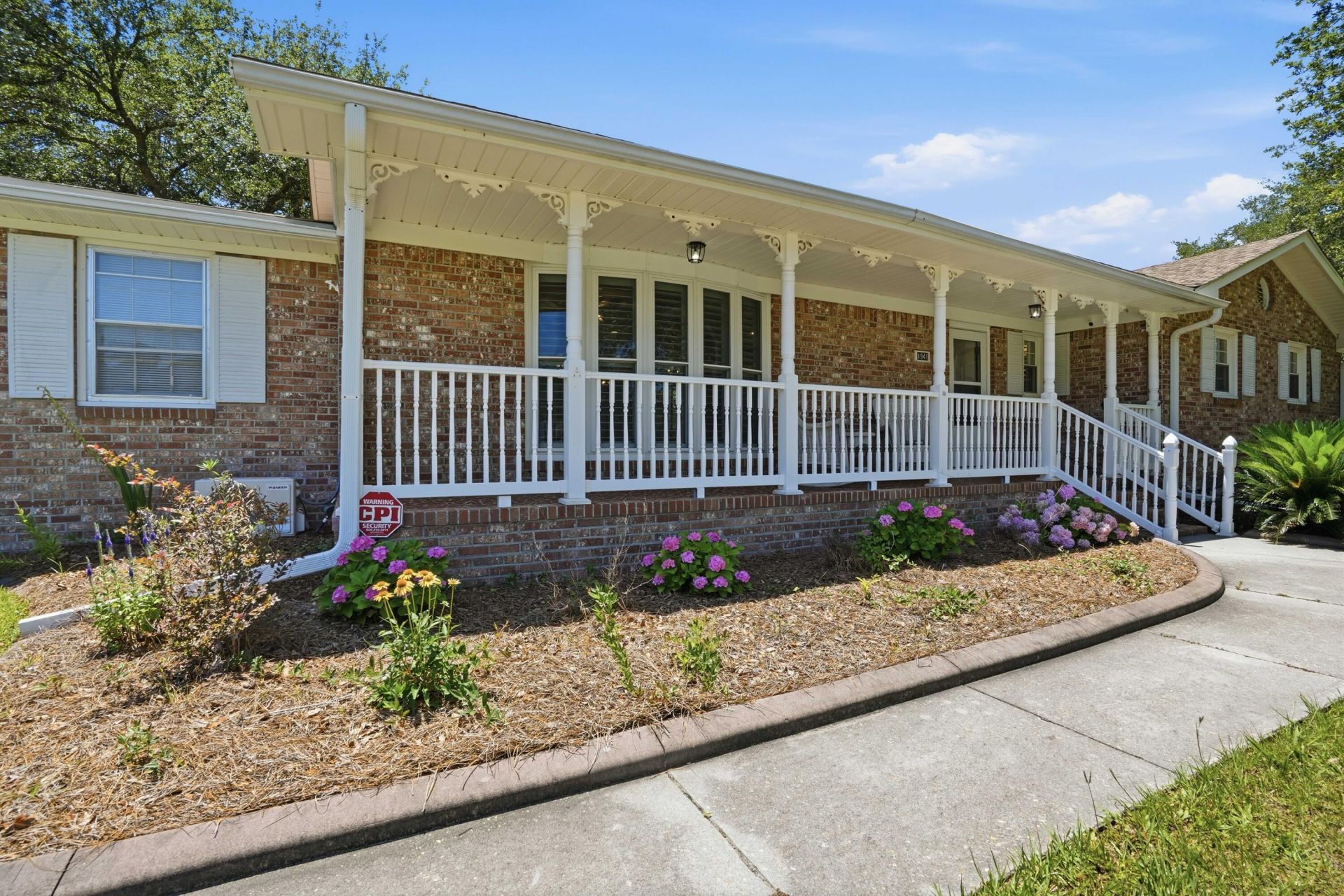 1941 Varner Street Photo 61