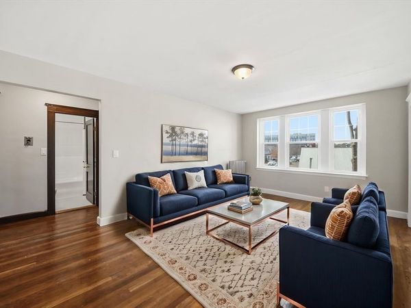 39 Richardson Ave, Unit 15, Wakefield, MA 01880