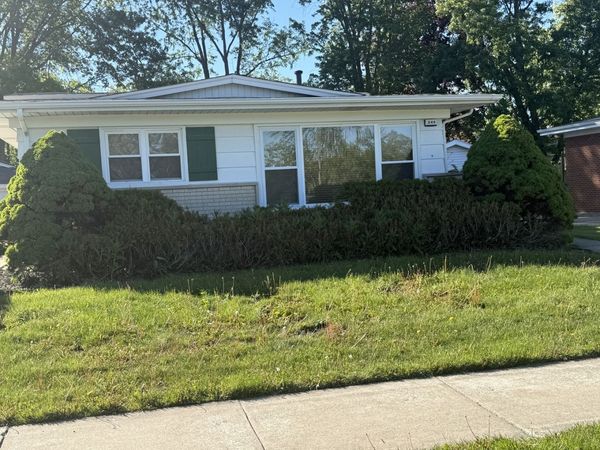 244 N Park Drive , Glenwood, IL 60425