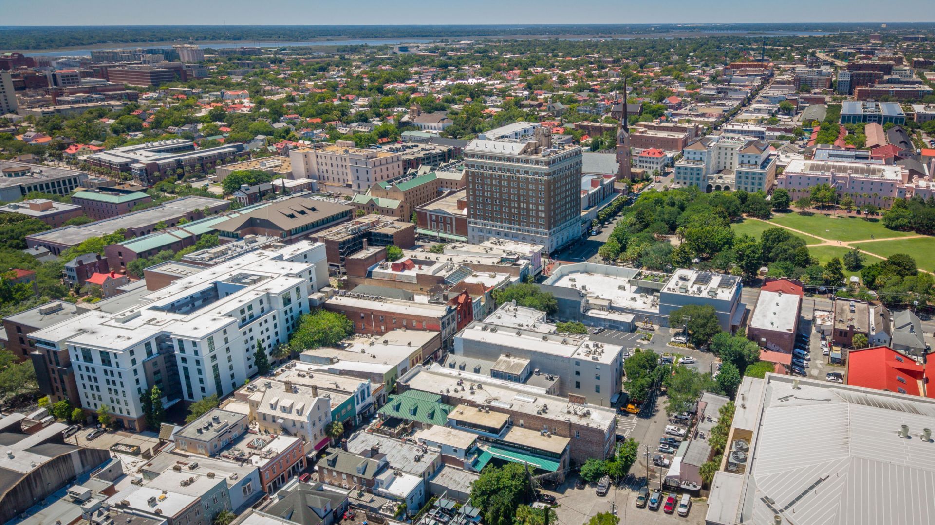 348 King Street Photo 19