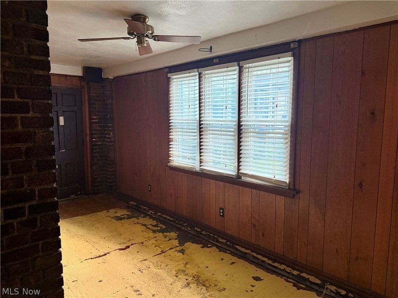 1155 W 6th Street , Lorain, OH 44052 Photo 8