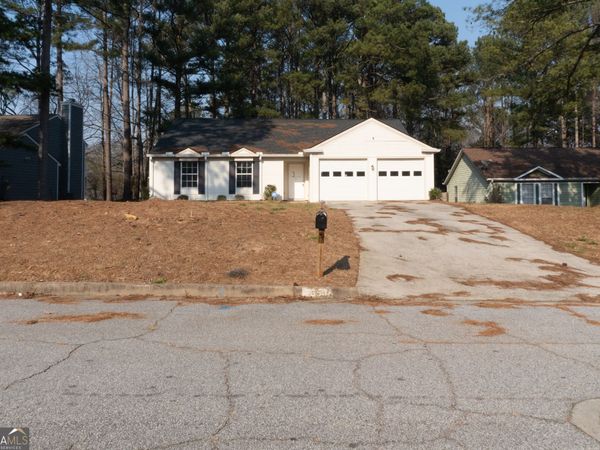 1350 Birdsong Lane, Hampton, GA 30228