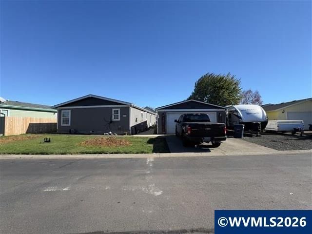 877 Luke St, Independence, OR 97351 Main Photo