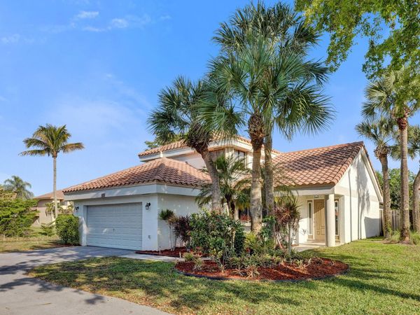 1839 NW 93rd Way, Plantation, FL 33322