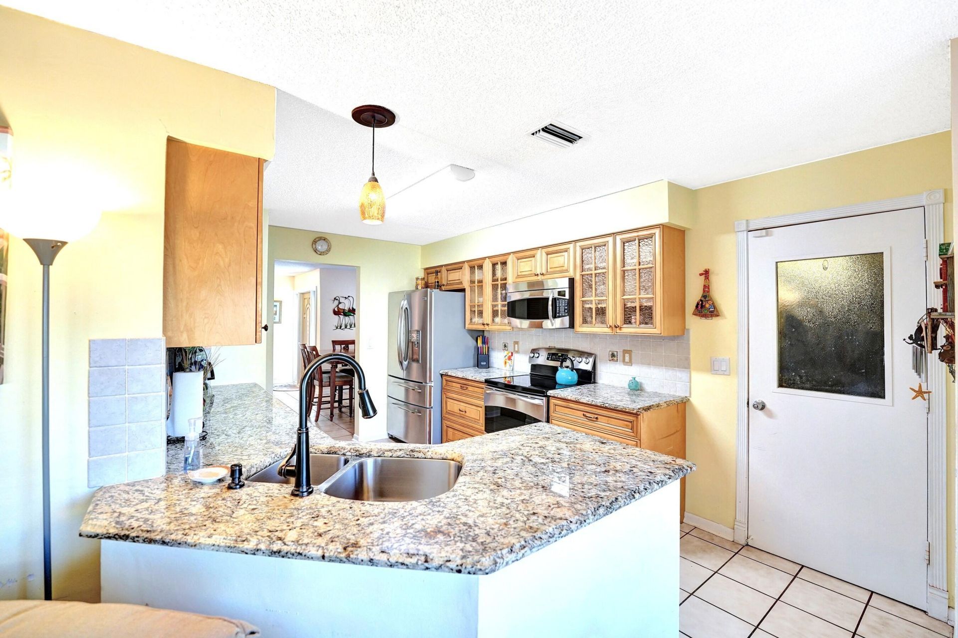 1839 NW 93rd Way, Plantation, FL 33322 Photo
