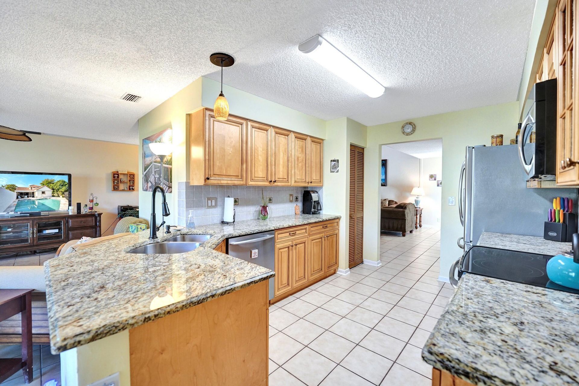 1839 NW 93rd Way, Plantation, FL 33322 Photo