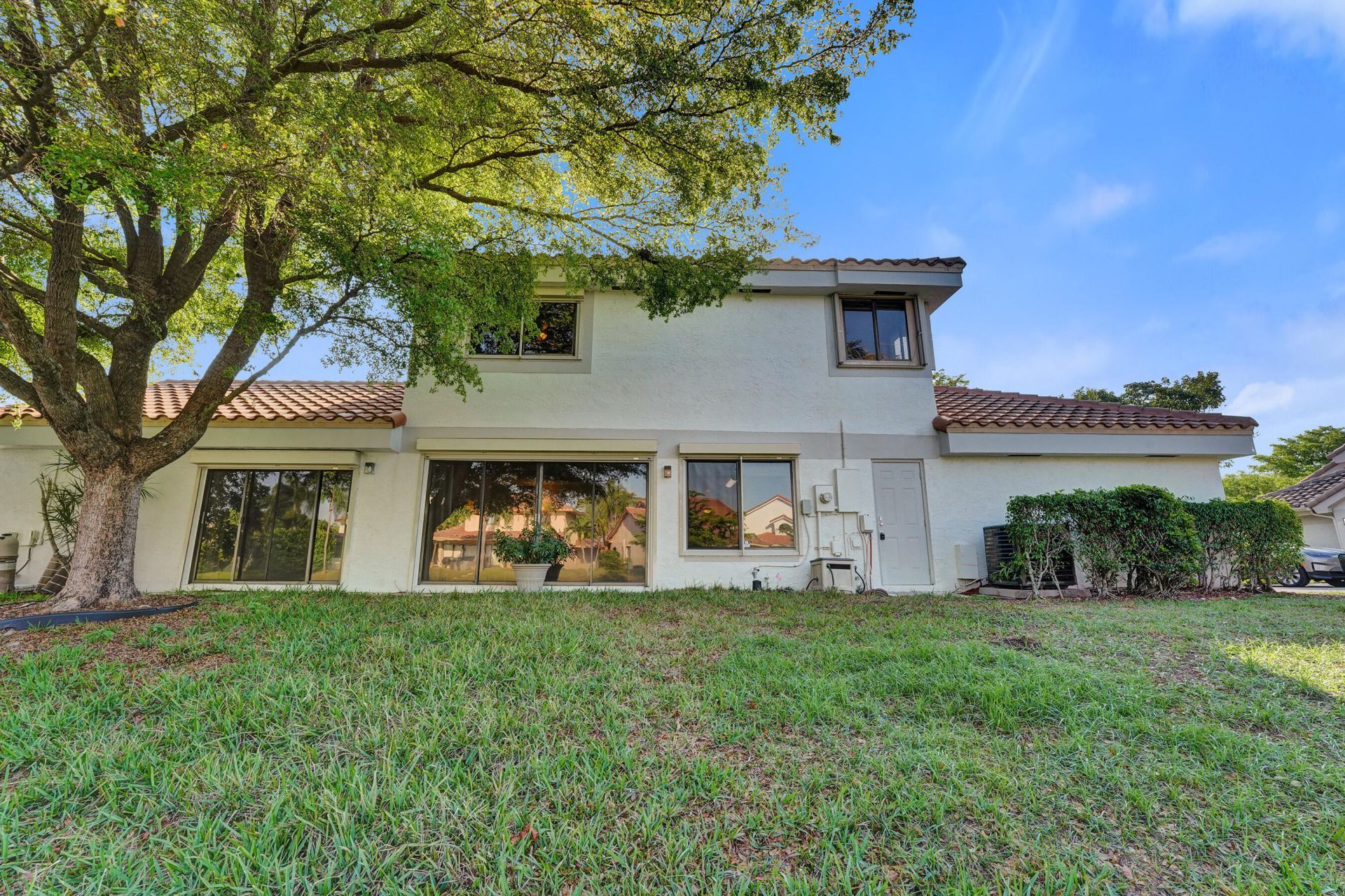 1839 NW 93rd Way, Plantation, FL 33322 Photo