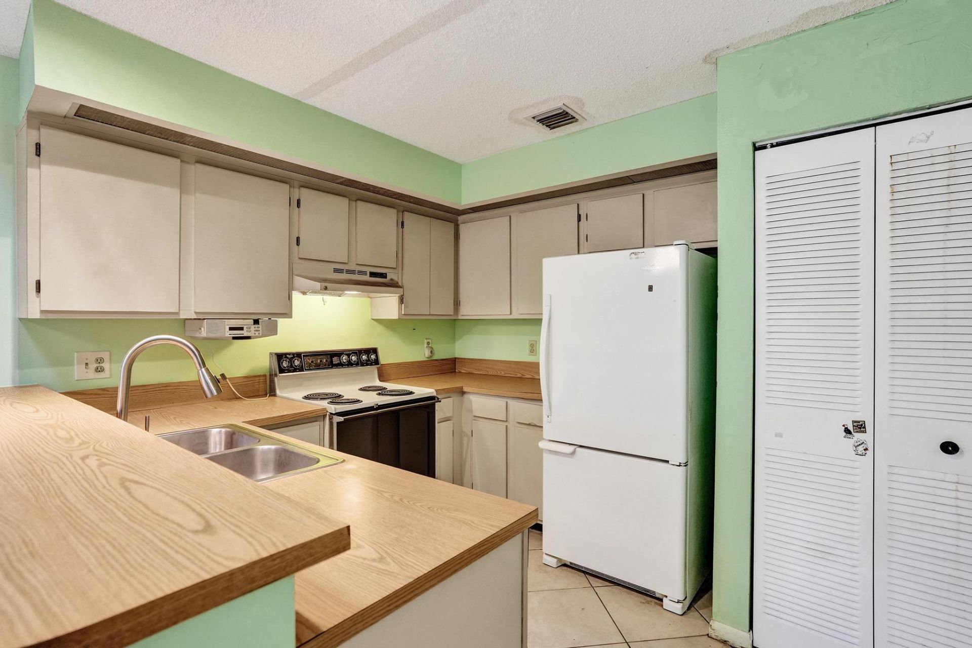2027 Winners Circle, North Lauderdale, FL 33068 Photo