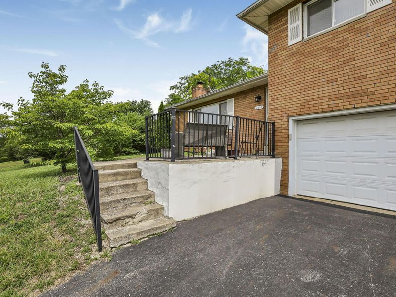 3250 Darracq Circle, Columbus, OH 43223 Photo 10