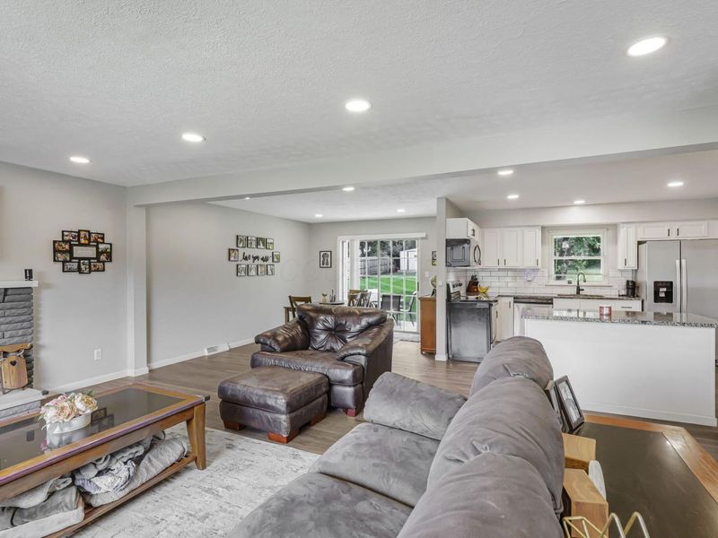 3250 Darracq Circle, Columbus, OH 43223 Photo 14