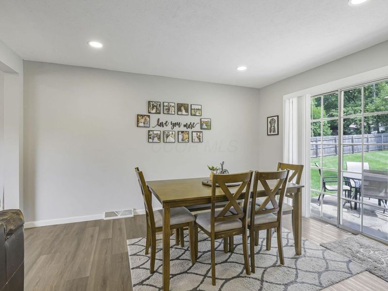 3250 Darracq Circle, Columbus, OH 43223 Photo 24