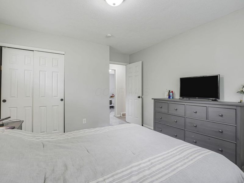 3250 Darracq Circle, Columbus, OH 43223 Photo 34
