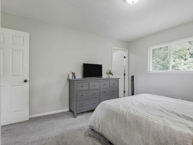 3250 Darracq Circle, Columbus, OH 43223 Photo 35