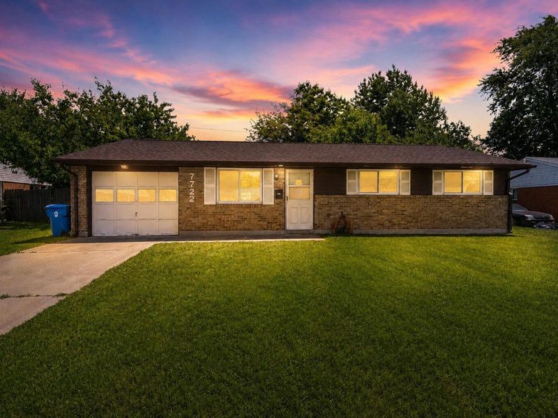 7722 Shalamar Drive, Dayton, OH 45424 Photo 2