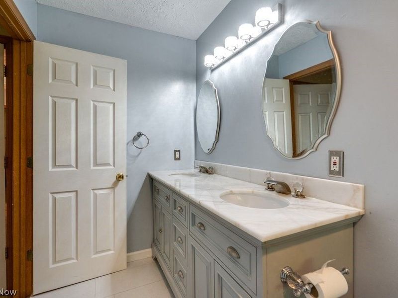 5209 Orchard Lane, North Ridgeville, OH 44039 Photo 23