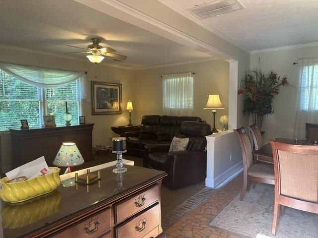 6147 Hughes Ln.  Photo 12