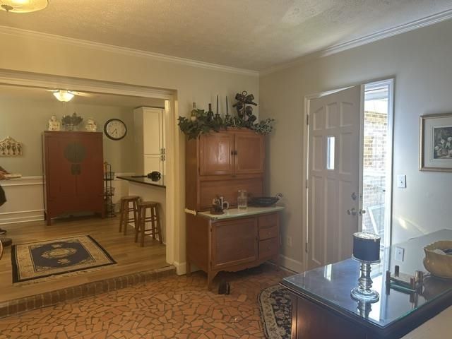 6147 Hughes Ln.  Photo 14