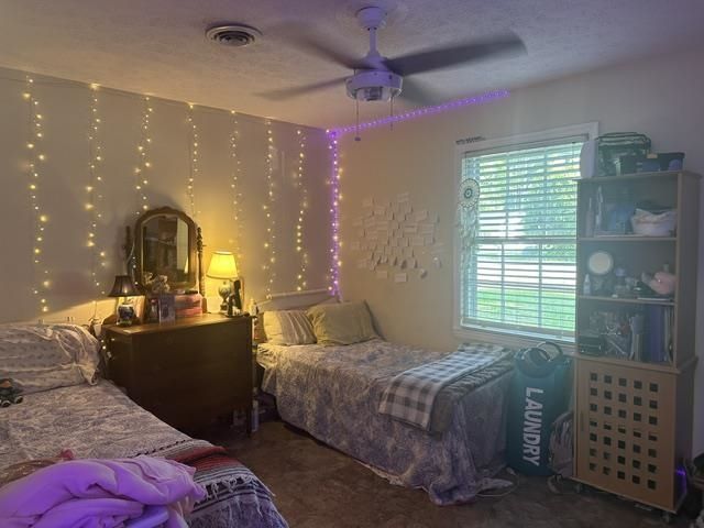 6147 Hughes Ln.  Photo 21
