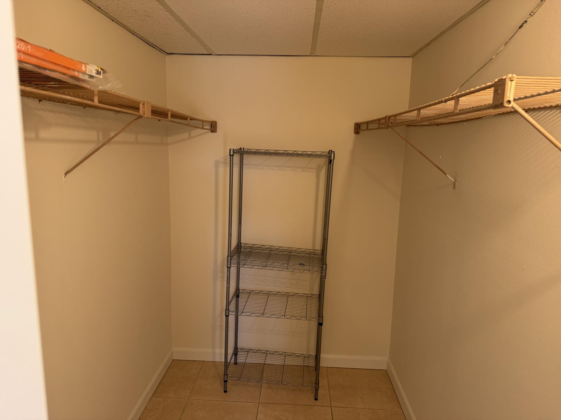 500 W Village Green Circle W, Unit 212, Palm Springs, FL 33461 Photo