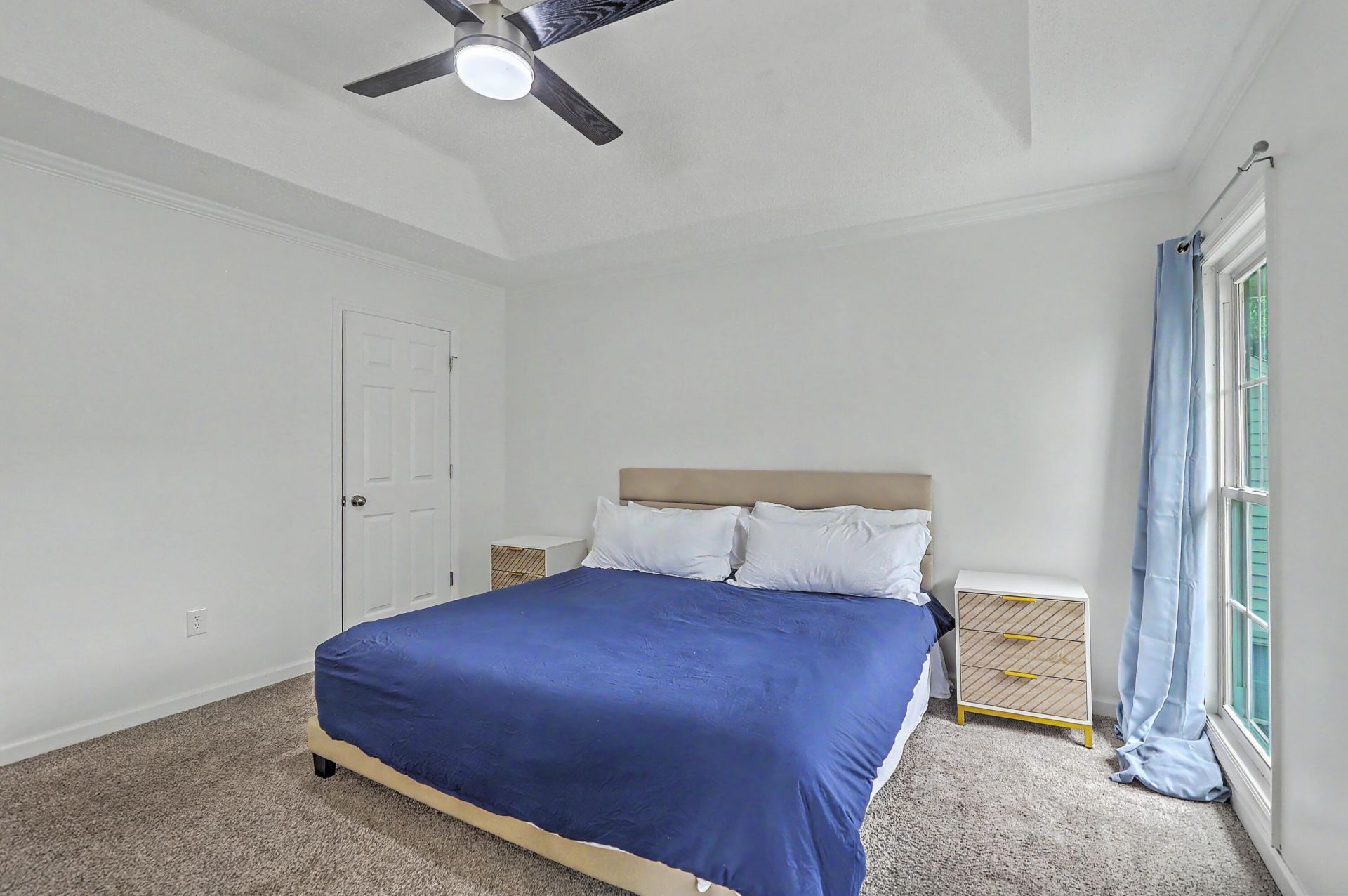 506 Tram Boulevard Photo 17