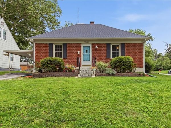 7543 Locust Street, Kansas City, MO 64131