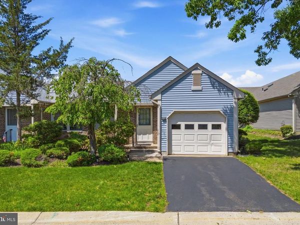 9 A PATRICK HENRY COURT , MONROE TOWNSHIP, NJ 08831