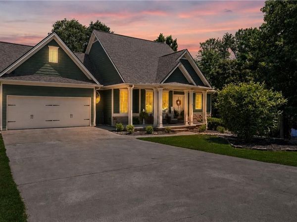 130 Riverboat Drive SW, Adairsville, GA 30103