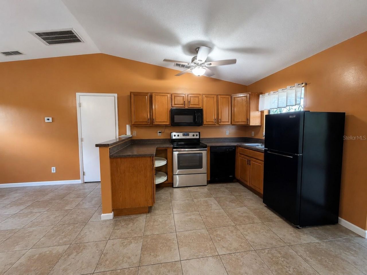 348 Cornwallis Court, Kissimmee, FL 34758 Photo