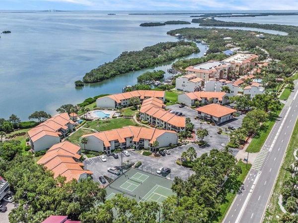1515 PINELLAS BAYWAY S, Unit 26, ST PETERSBURG, FL 33715