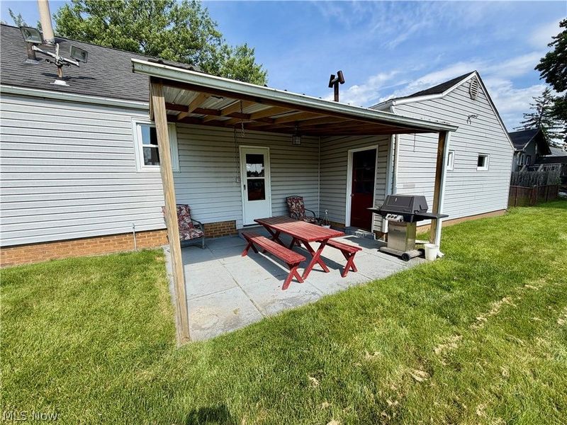 2624 Ellis Avenue NE, Canton, OH 44705 Photo 5
