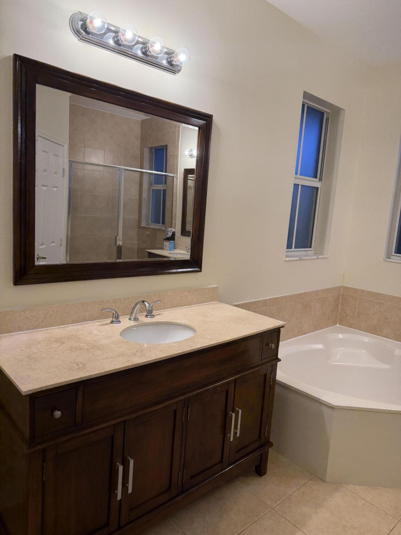 7490 NW 115th Court, Doral, FL 33178 Photo