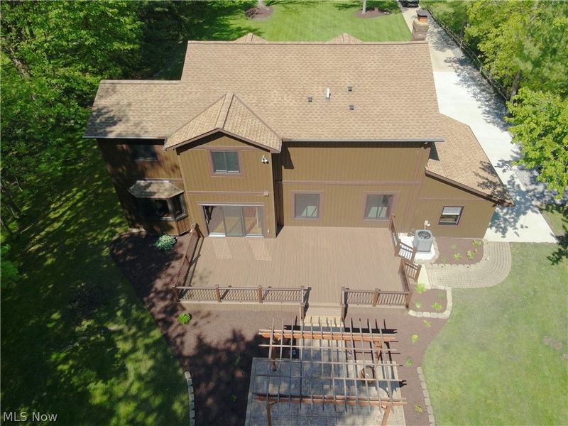 7447 McLELLAN Drive, Bedford, OH 44146 Photo 22