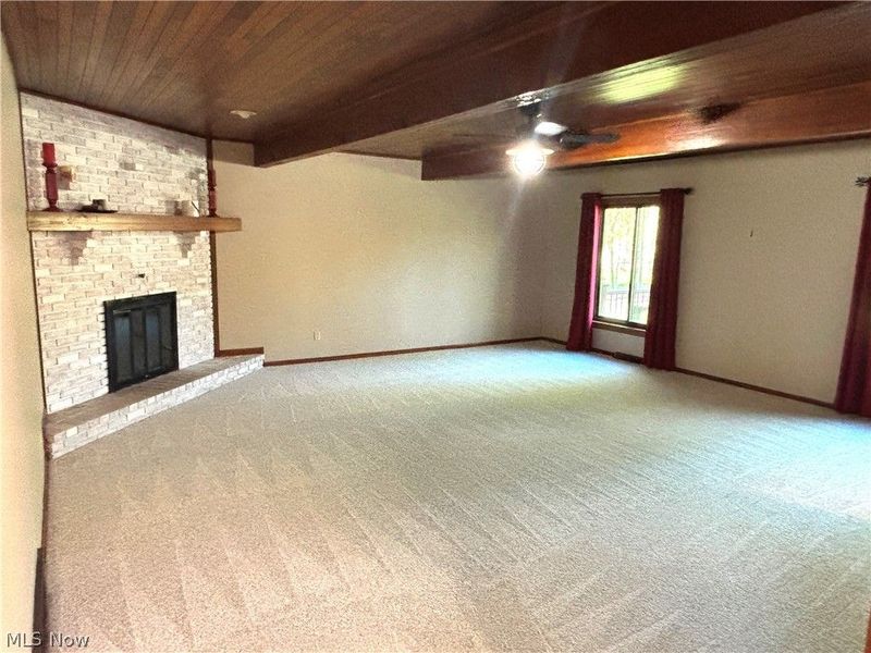 7447 McLELLAN Drive, Bedford, OH 44146 Photo 23