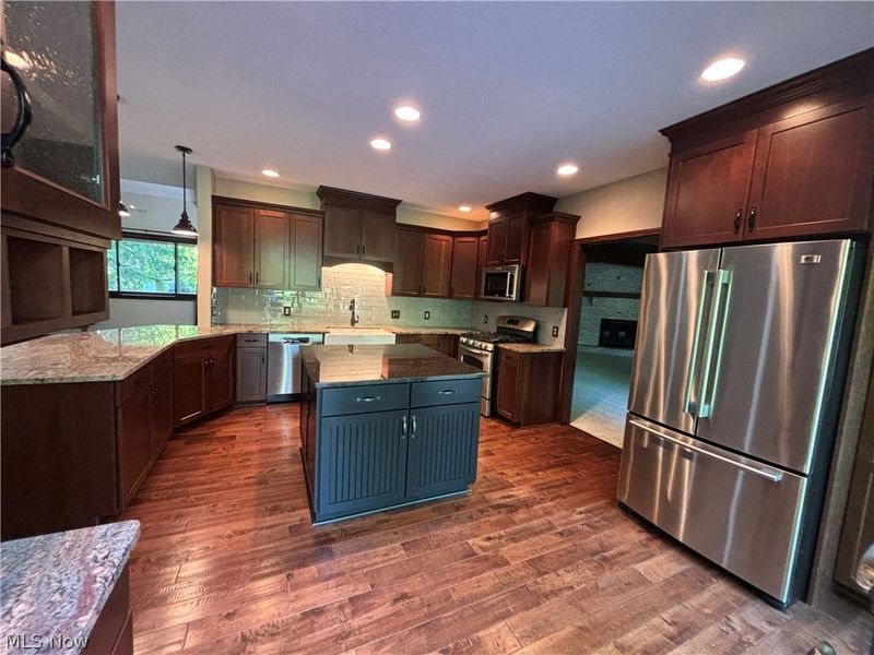 7447 McLELLAN Drive, Bedford, OH 44146 Photo 29