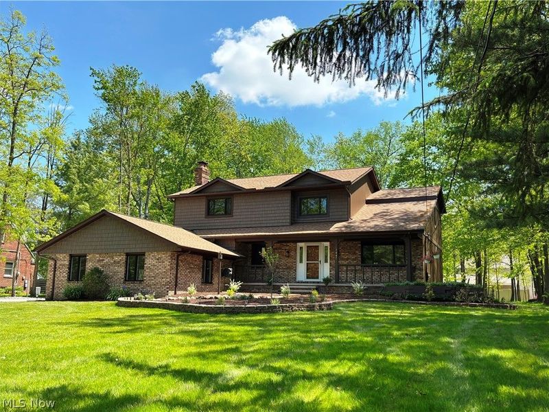 7447 McLELLAN Drive, Bedford, OH 44146 Photo 3