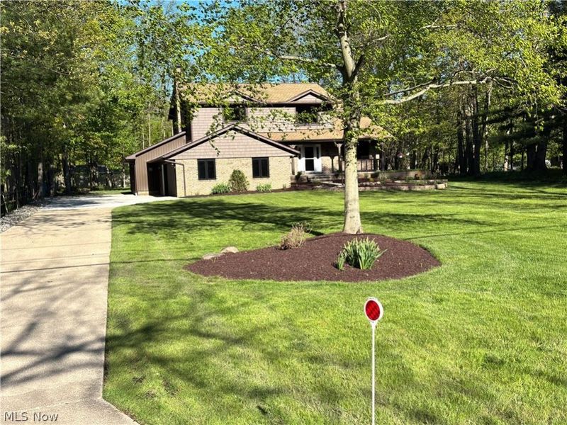 7447 McLELLAN Drive, Bedford, OH 44146 Photo 7