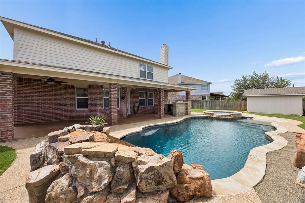 5820 Meadows Way, North Richland Hills, TX 76180 Main Photo
