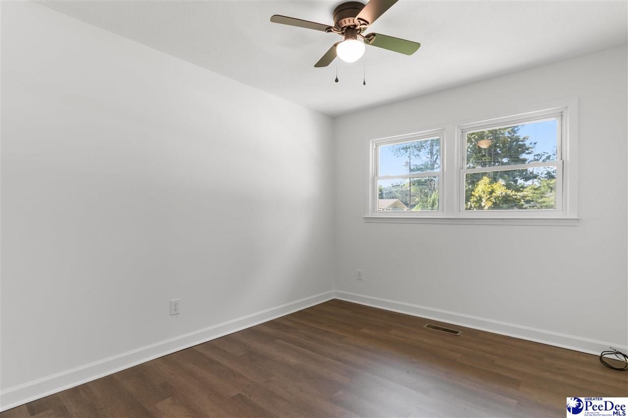 532 Camelot Drive Photo 20